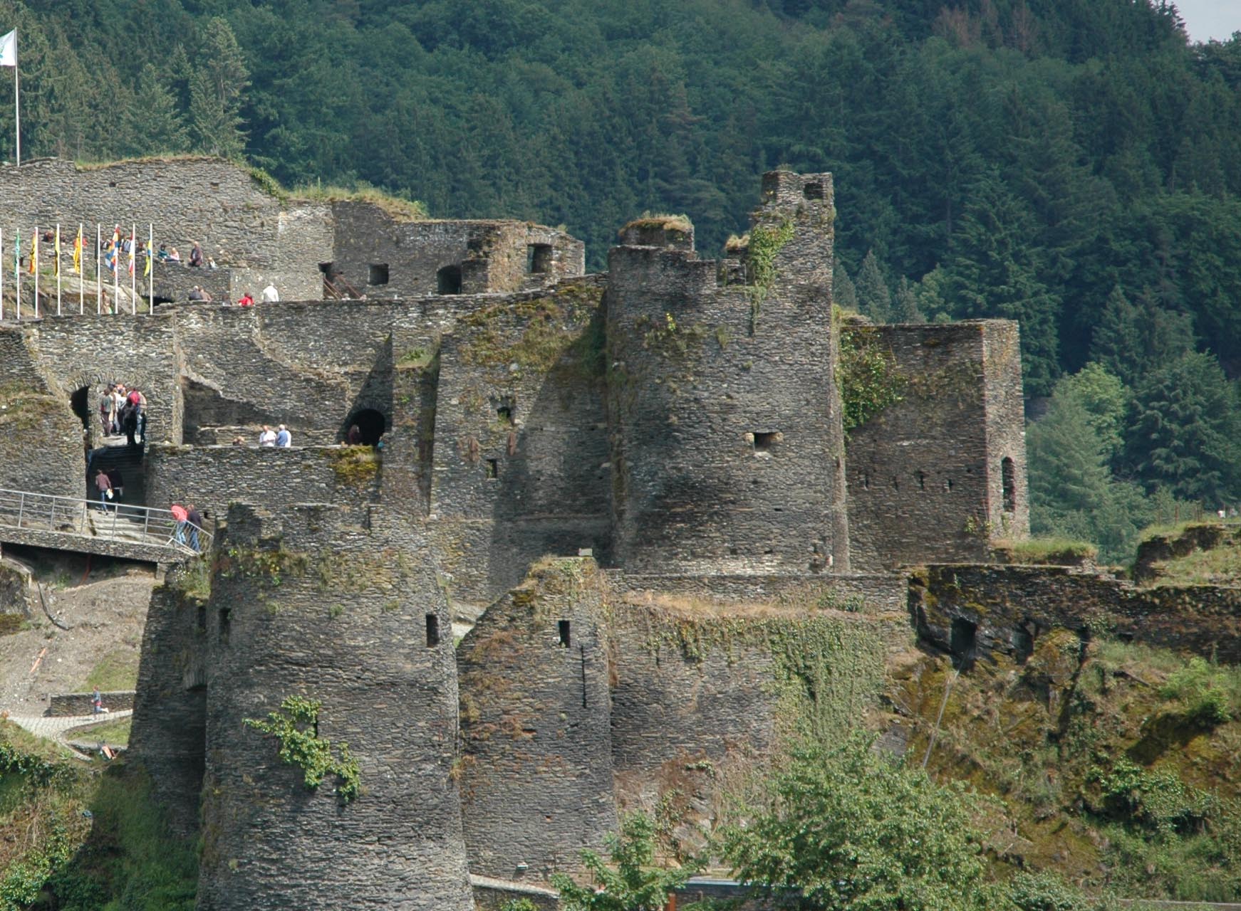 La Roche-en-Ardenne Castle - Wikipedia